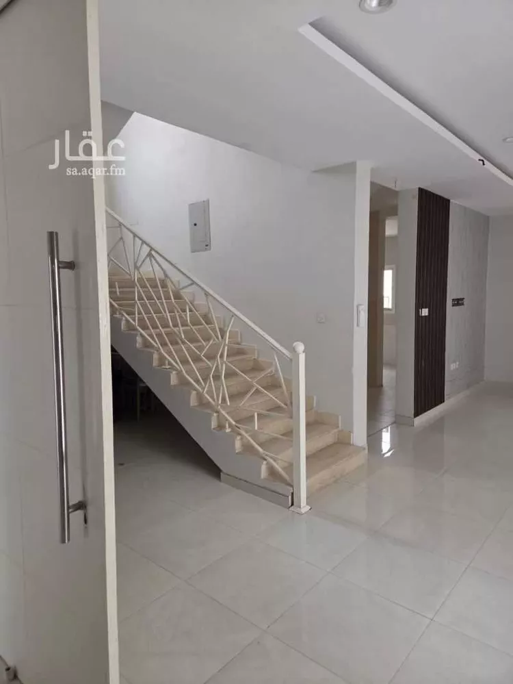 فيلا للبيع في شارع السفانيه, حي اللؤلؤ, مدينة الخبر, المنطقة الشرقية صورة 2
