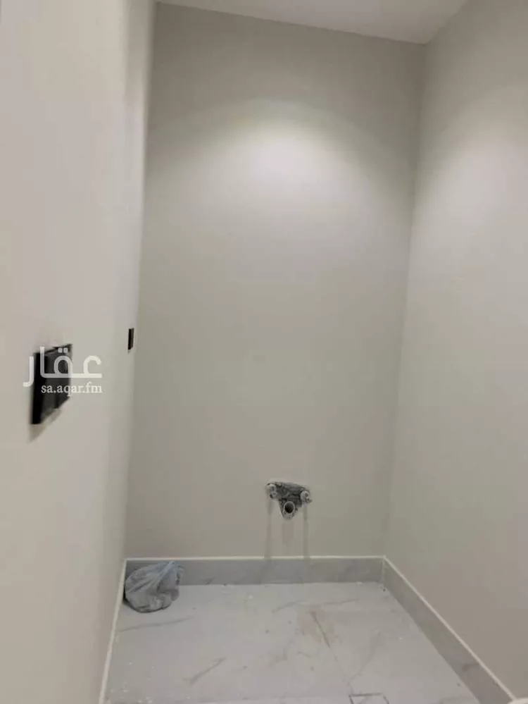 Villa for Sale in Al Khobar Al Amwaj 11
