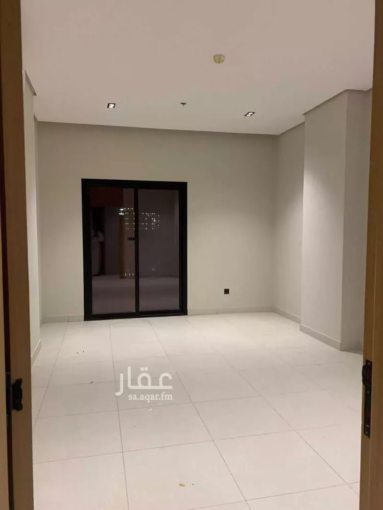 شقة للإيجار في شارع سكاكا, حي الحمراء, مدينة الخبر, المنطقة الشرقية صورة 3