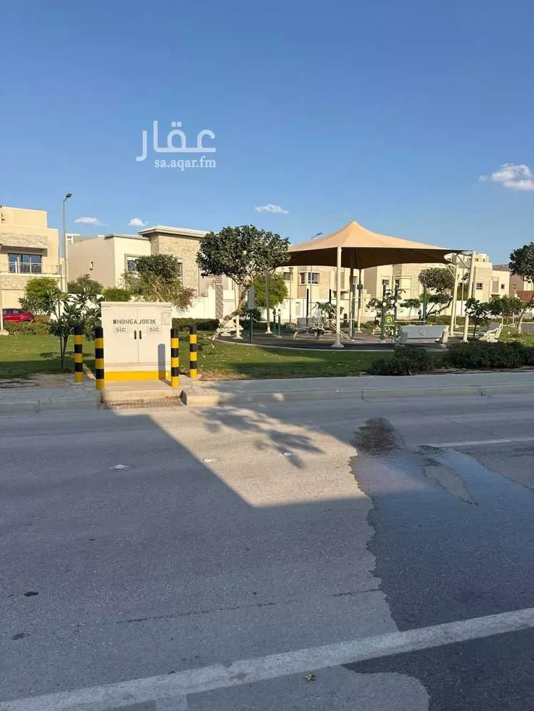 فيلا للإيجار في شارع 4376558, حي الظهران, مدينة الظهران, المنطقة الشرقية