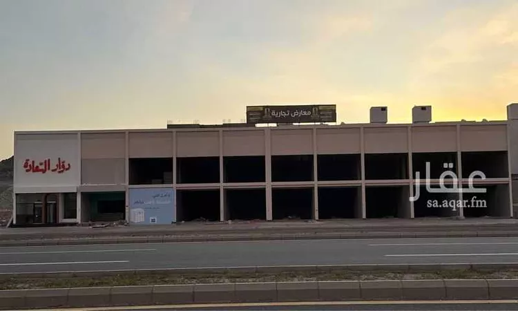 عمارة للإيجار في شارع ابراهيم الخليل, حي الهجلة الجديد, مدينة مكه المكرمه, منطقة مكة المكرمة