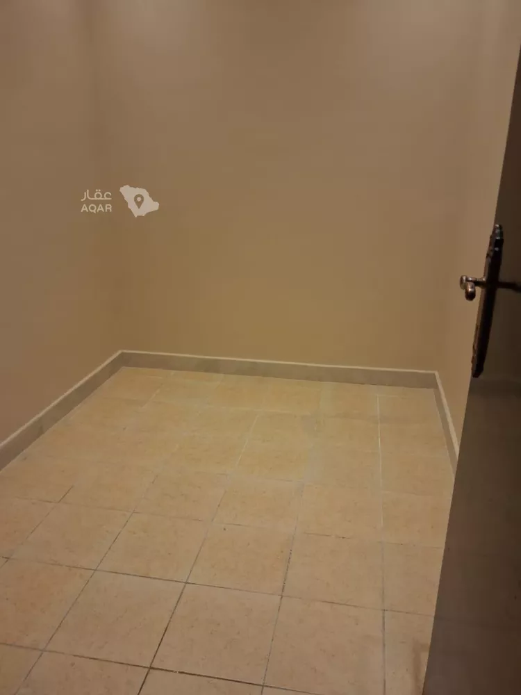 شقة للإيجار في شارع الحسين بن علي, حي الإزدهار, مدينة الرياض, منطقة الرياض 2