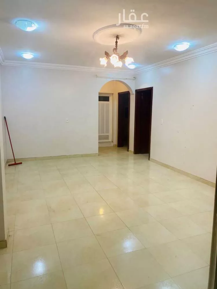 شقة للإيجار في شارع النعمان ابن ثابت, حي الزهور, مدينة رأس تنورة, المنطقة الشرقية صورة 3