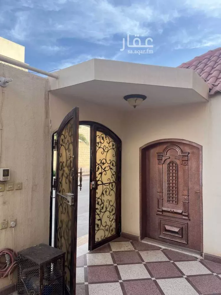 فيلا للبيع في شارع الشرفية, حي السلام, مدينة الرياض, منطقة الرياض صورة 5