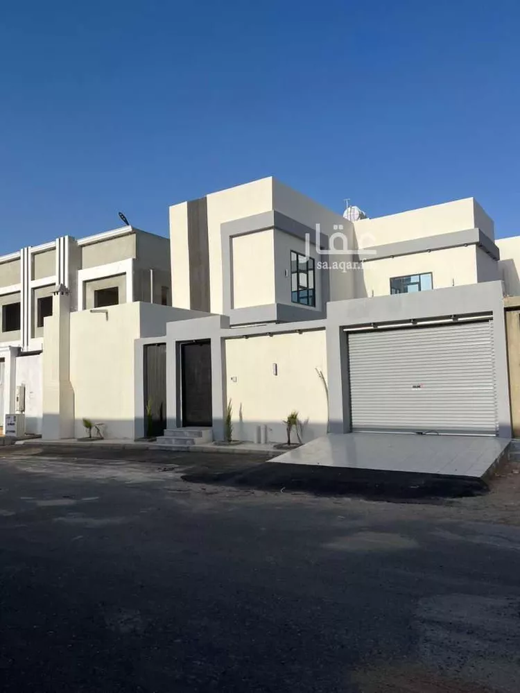 فيلا للبيع في شارع عثمان الرويني, حي القافلة, مدينة خميس مشيط, منطقة عسير صورة 4