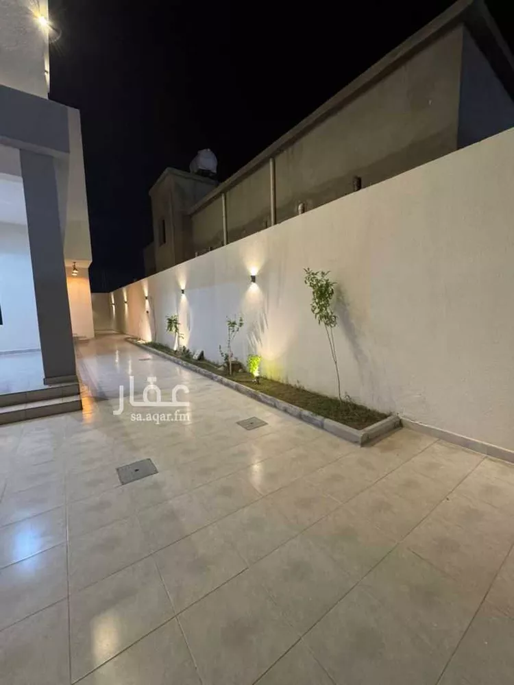 فيلا للبيع في شارع عثمان الرويني, حي القافلة, مدينة خميس مشيط, منطقة عسير صورة 5