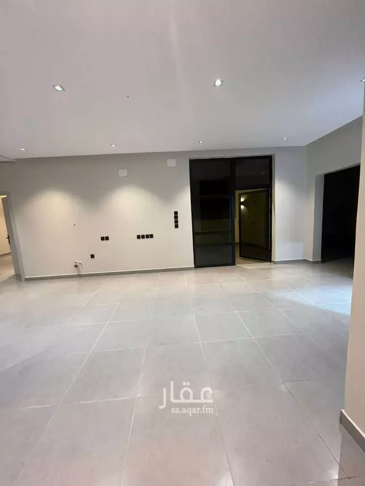 فيلا للبيع في شارع عثمان الرويني, حي القافلة, مدينة خميس مشيط, منطقة عسير 8