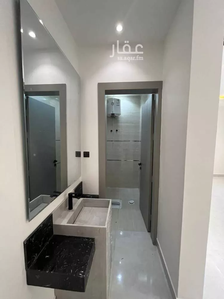 شقة للبيع في شارع ال ريس, حي بدر, مدينة الرياض, منطقة الرياض صورة 3