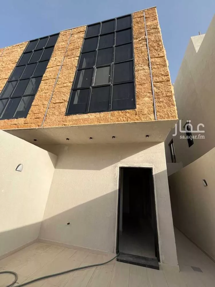 شقة للبيع في شارع ال ريس, حي بدر, مدينة الرياض, منطقة الرياض صورة 3