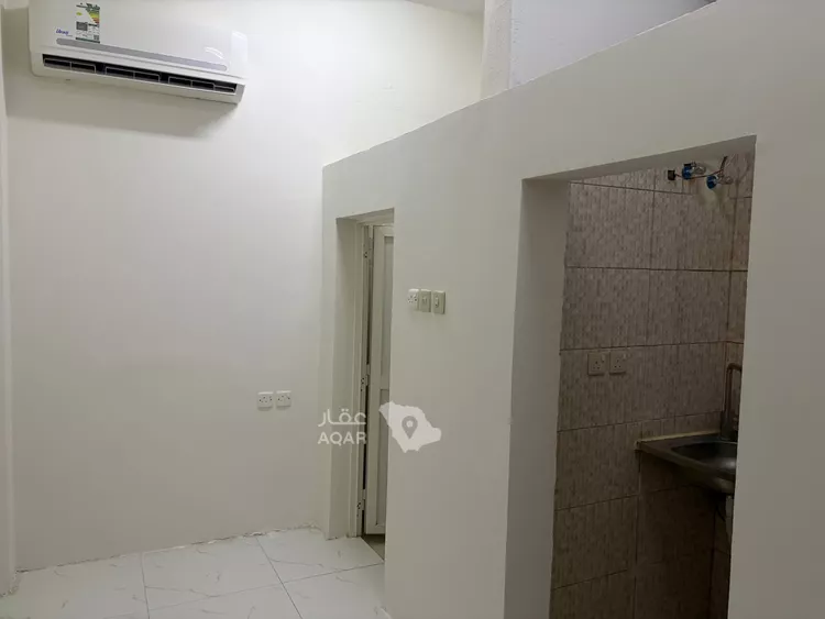 فيلا للإيجار في شارع الجبل الأخضر, حي الروضة, مدينة الرياض, منطقة الرياض 4