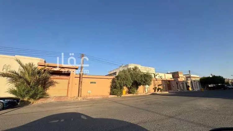 أرض للبيع في شارع الامام محمد بن عبدالوهاب ، حي المنتزه الغربي ، حائل ، منطقة حائل صورة 3