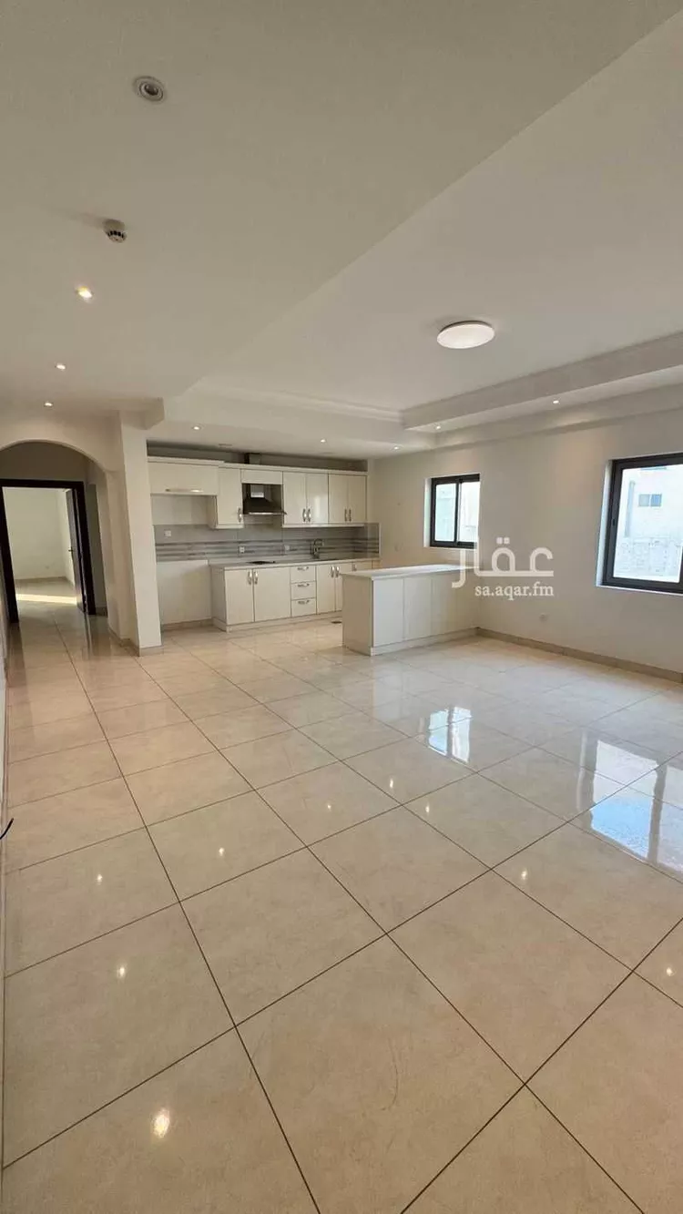 عمارة للإيجار في شارع عبدالكريم الانصاري, حي العليا, مدينة الخبر, المنطقة الشرقية 8