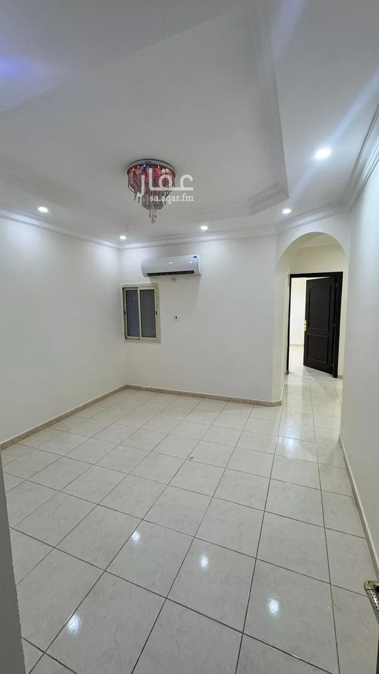 شقة للإيجار في شارع الثامن والعشرون, حي مدينة العمال, مدينة الخبر, المنطقة الشرقية صورة 3