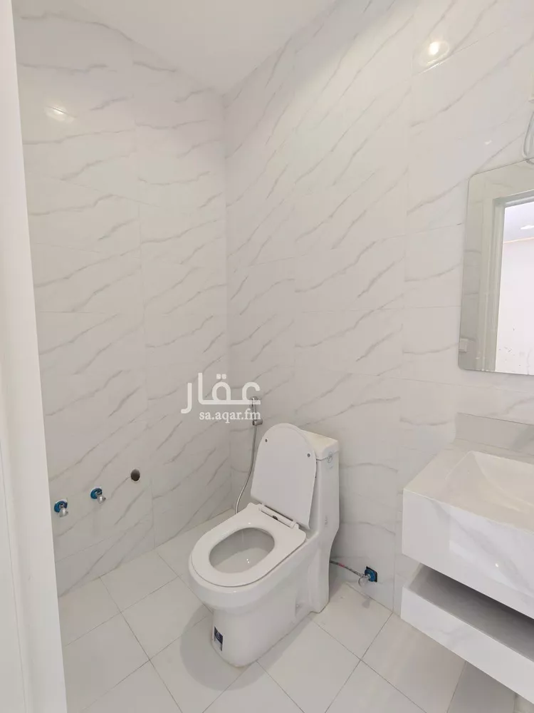 شقة للإيجار في شارع الثامن والعشرون, حي مدينة العمال, مدينة الخبر, المنطقة الشرقية صورة 5