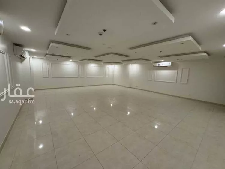 عمارة للإيجار في شارع عبدالكريم الانصاري, حي العليا, مدينة الخبر, المنطقة الشرقية صورة 2