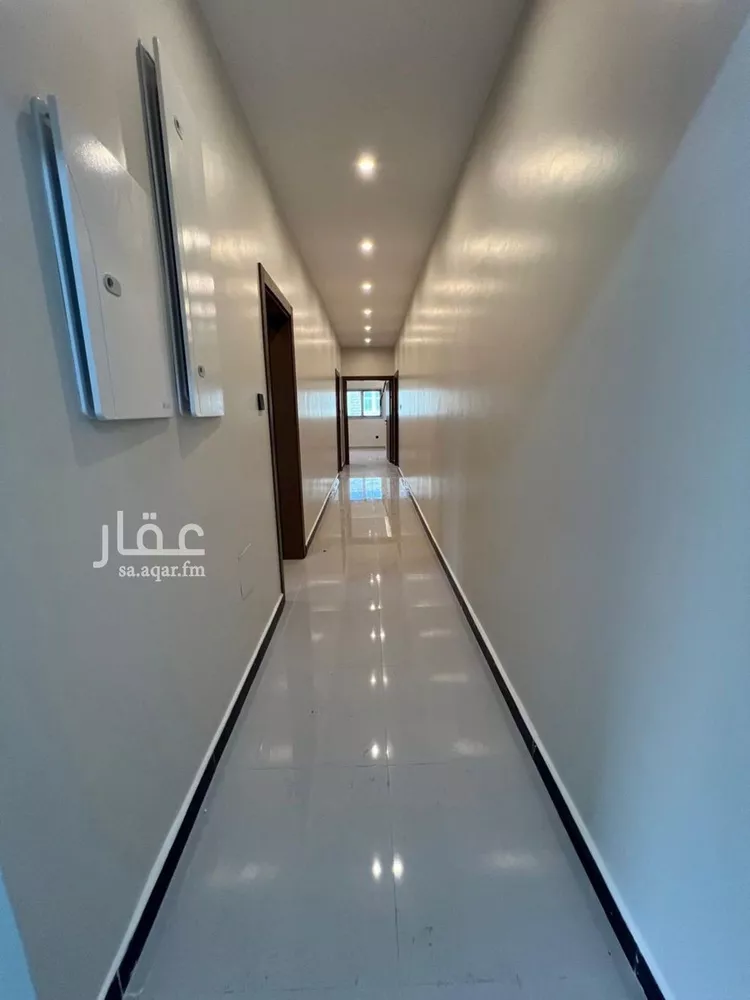 عمارة للإيجار في شارع العاشر, حي الخبرالشمالية, مدينة الخبر, المنطقة الشرقية صورة 4