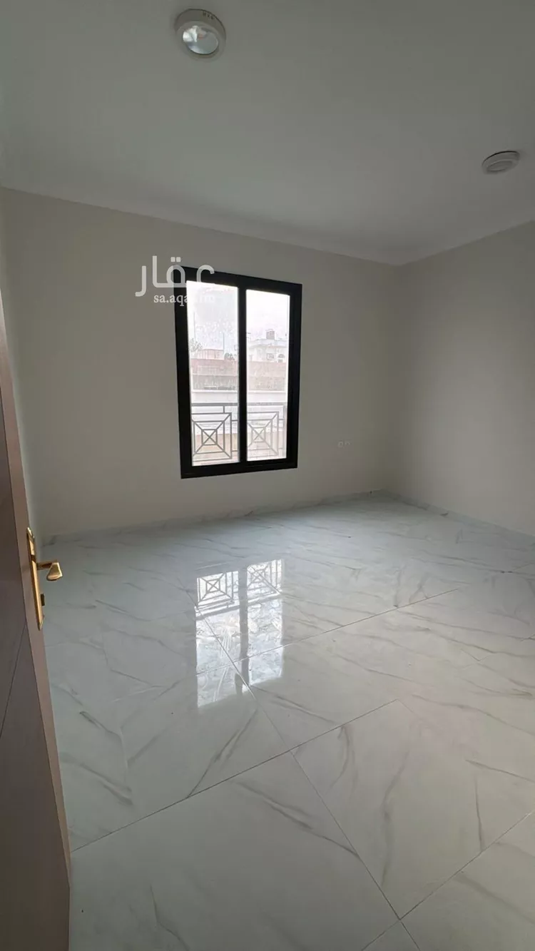 شقة للإيجار في شارع الامير متعب ابن عبدالعزيز, حي مدينة العمال, مدينة الخبر, المنطقة الشرقية 13