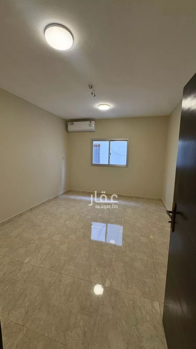شقة للإيجار في شارع الامير هذلول ابن عبدالعزيز, حي مدينة العمال, مدينة الخبر, المنطقة الشرقية صورة 2