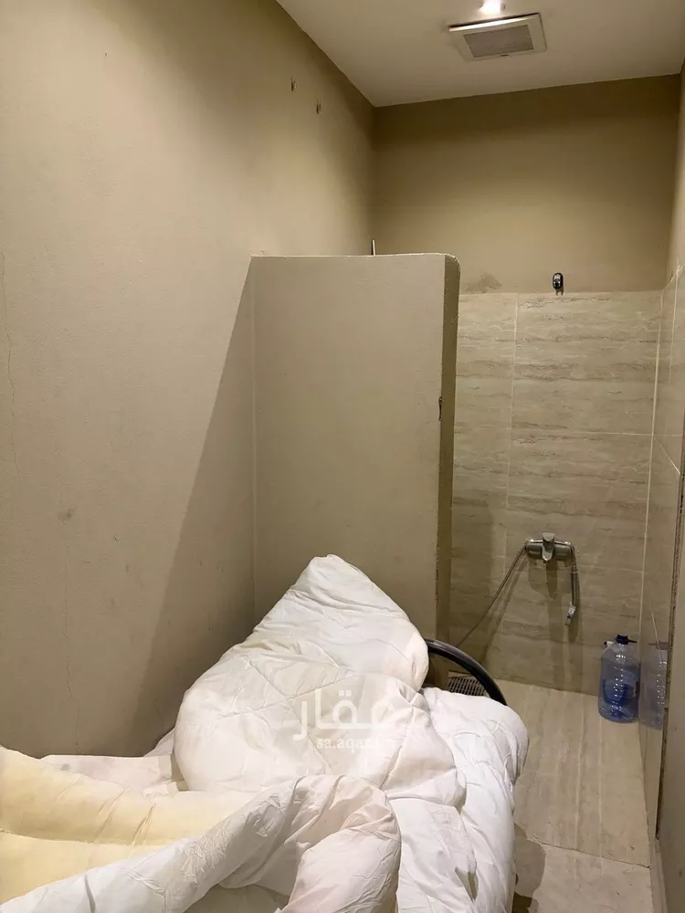 غرفة للإيجار في شارع عبدالعزيز البواردي, حي الخليج, مدينة الرياض, منطقة الرياض صورة 2
