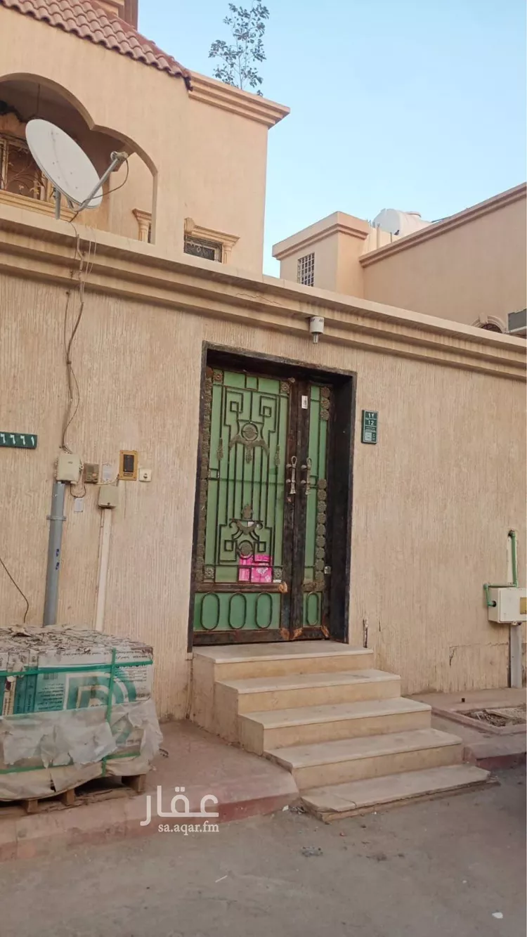 فيلا للبيع في شارع الدفاع, حي إشبيلية, مدينة الرياض, منطقة الرياض صورة 2
