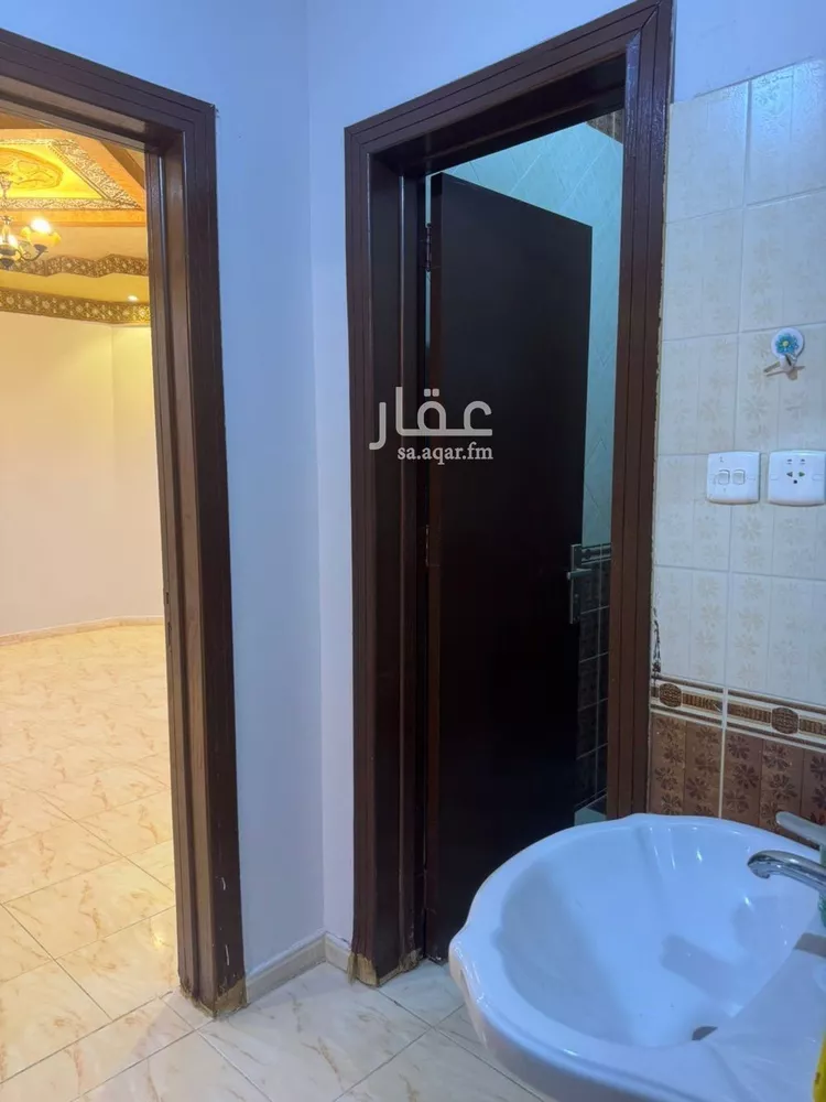 شقة للإيجار في شارع الحكم المستنصر بالله, حي النهضة, مدينة الرياض, منطقة الرياض صورة 3