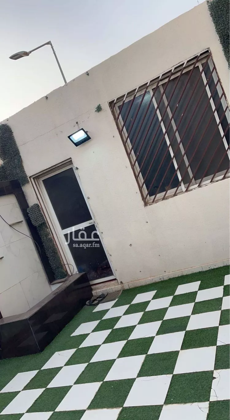 فيلا للبيع في شارع الدفاع, حي إشبيلية, مدينة الرياض, منطقة الرياض صورة 5