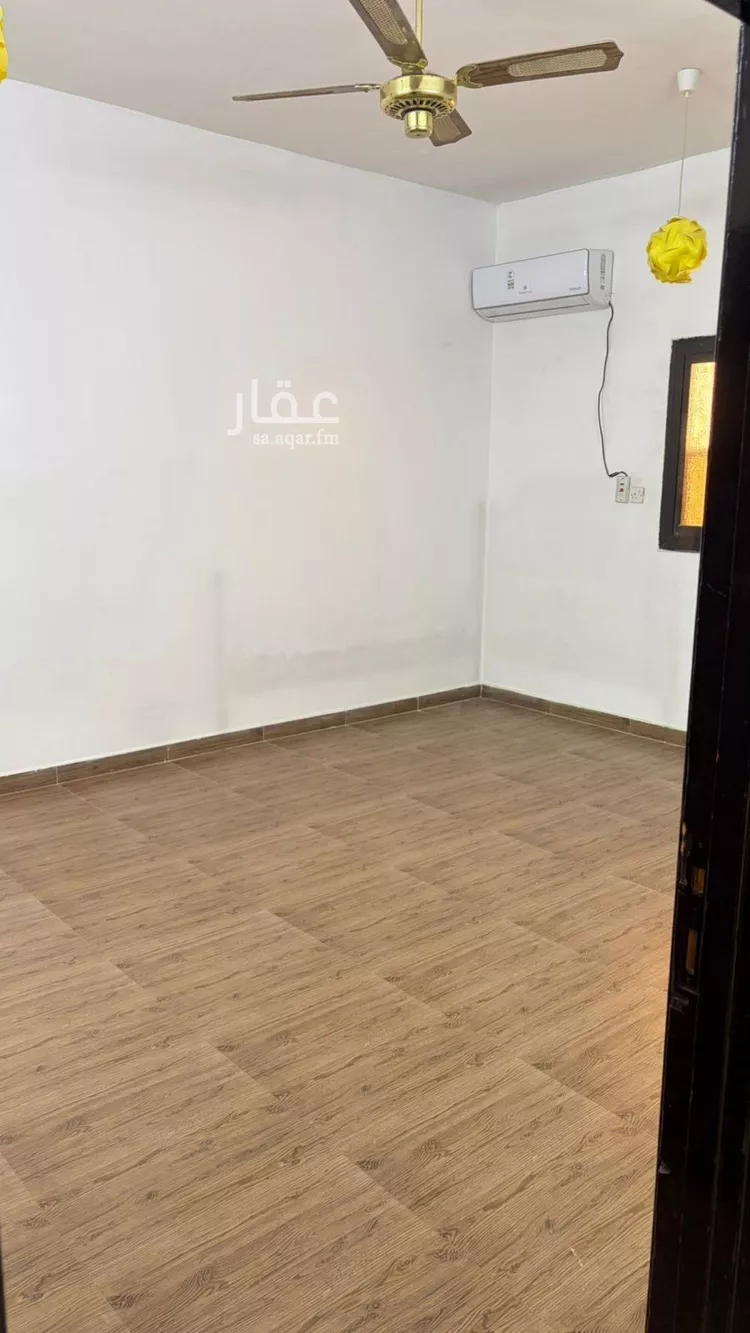 Floor for Rent in Riyadh Al Aziziyah