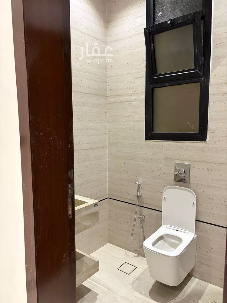 دور للبيع في شارع احمد بن رشيد ، حي الخليج ، الرياض ، منطقة الرياض صورة 4