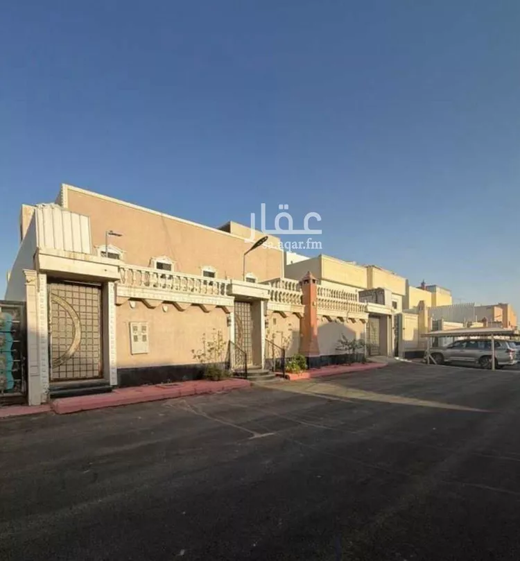 فيلا للبيع في شارع الدفاع, حي إشبيلية, مدينة الرياض, منطقة الرياض 1 صورة