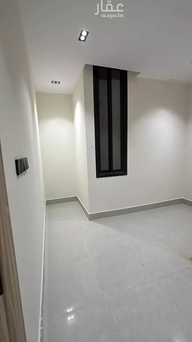 دور للبيع في شارع الميناء, حي الندوة, مدينة الرياض, منطقة الرياض 8