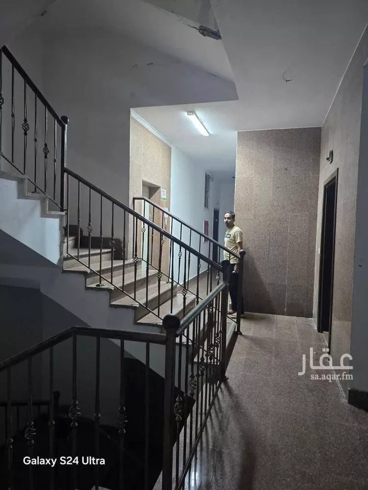 Apartment for Rent in Jeddah Al Hamra 9