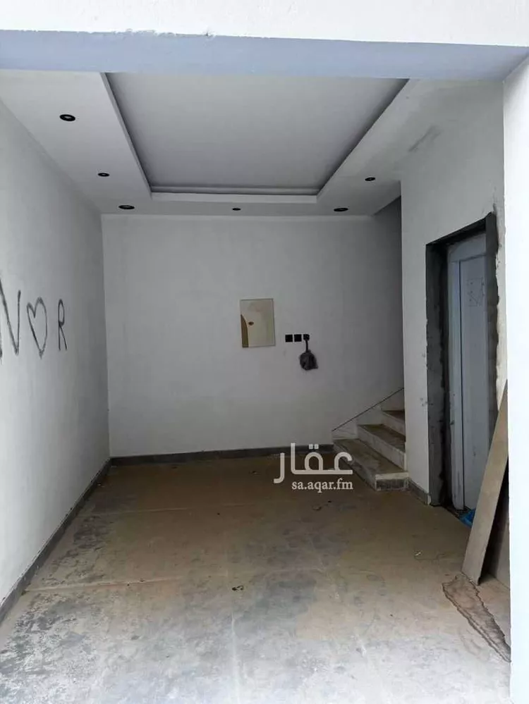 عمارة للبيع في شارع الرايه, حي الندوة, مدينة الرياض, منطقة الرياض صورة 3