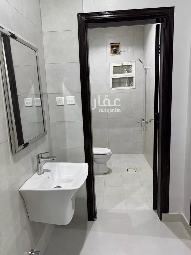 شقة للإيجار في شارع علي بن عبدالكريم, حي إشبيلية, مدينة الرياض, منطقة الرياض صورة 3