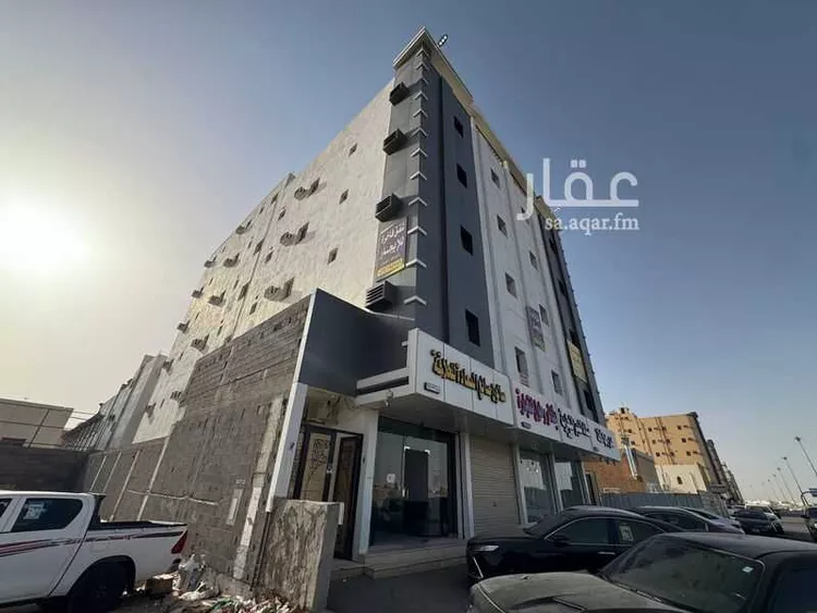 عمارة للبيع في حي البوادي, مدينة تبوك, منطقة تبوك صورة 2