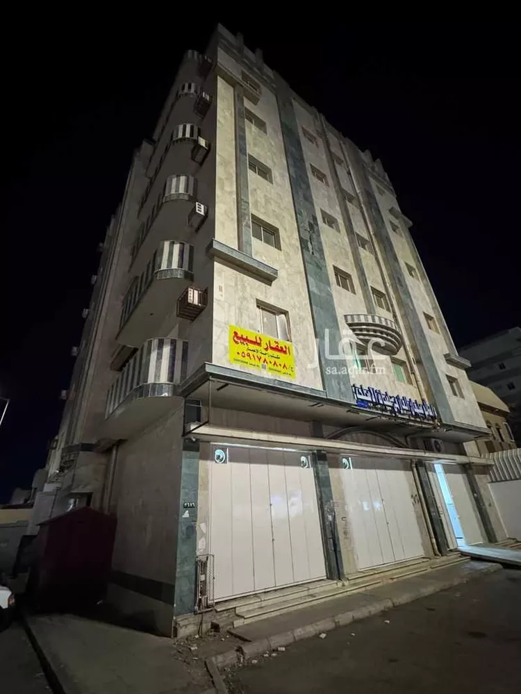 عمارة للبيع في شارع حكيم بن الحارث ، حي النهضة ، تبوك ، منطقة تبوك