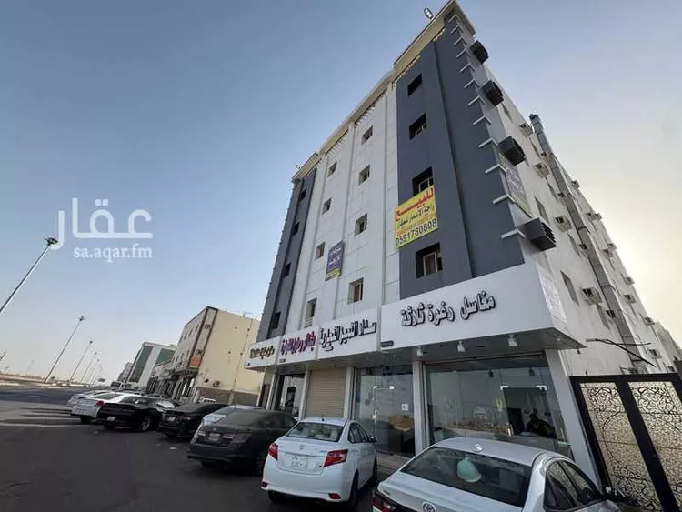 عمارة للبيع في حي البوادي, مدينة تبوك, منطقة تبوك