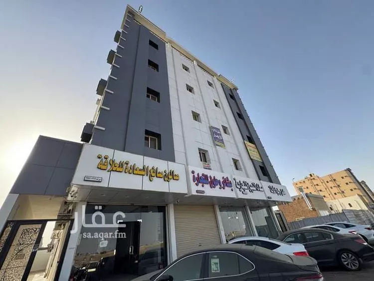 عمارة للبيع في حي البوادي, مدينة تبوك, منطقة تبوك صورة 4