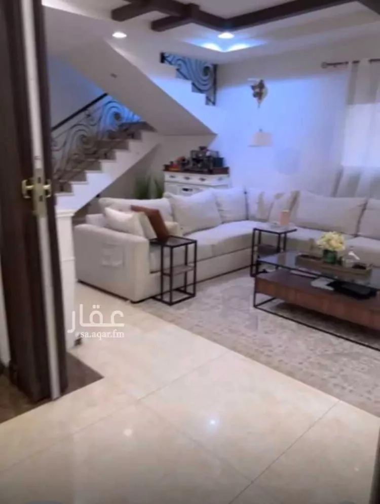 فيلا للبيع في شارع صخر بن عمر, حي السويدي, مدينة الرياض, منطقة الرياض صورة 3