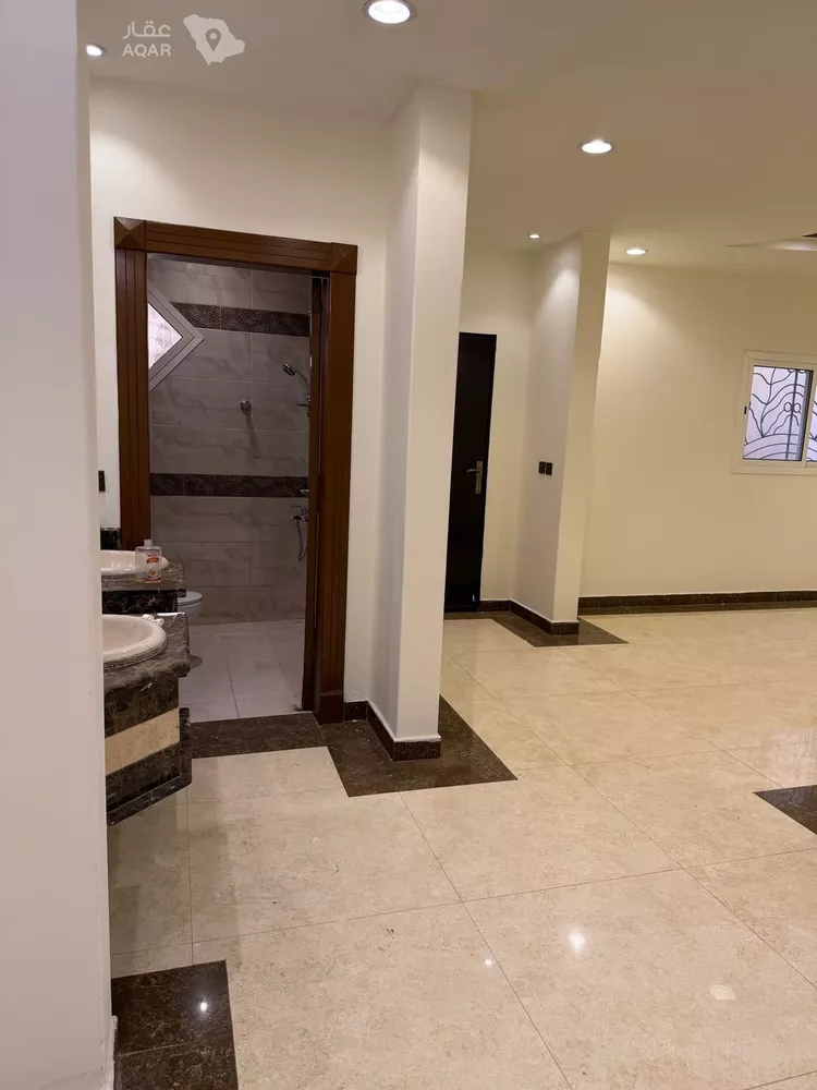 فيلا للبيع في شارع صخر بن عمر, حي السويدي, مدينة الرياض, منطقة الرياض 7