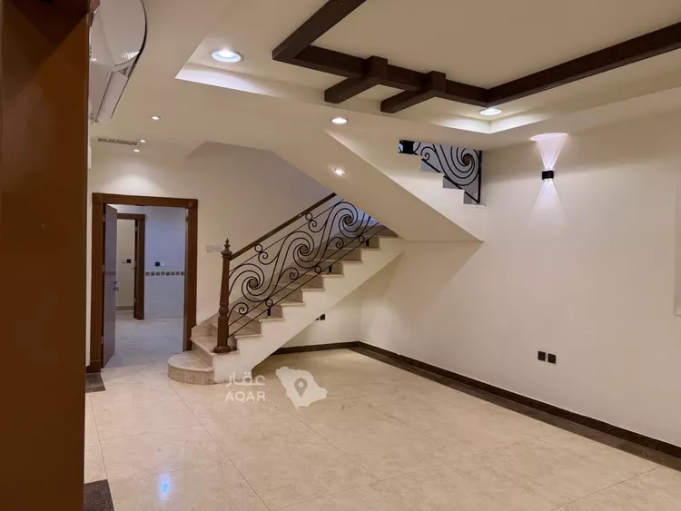 فيلا للبيع في شارع صخر بن عمر, حي السويدي, مدينة الرياض, منطقة الرياض صورة 2