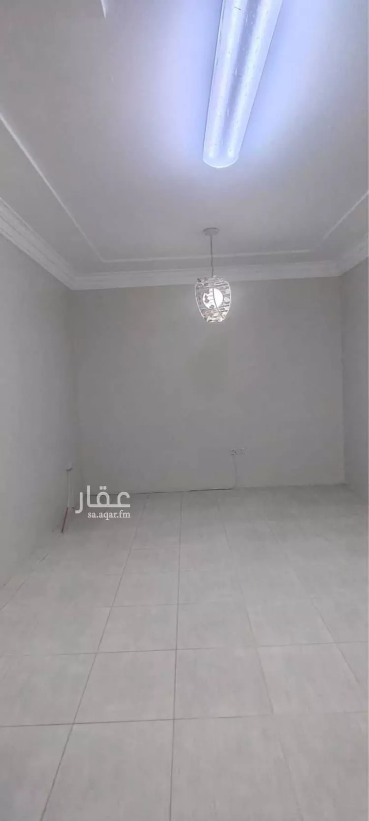 فيلا للإيجار في شارع يوسف الأنفاسي, حي ظهرة البديعة, مدينة الرياض, منطقة الرياض 14