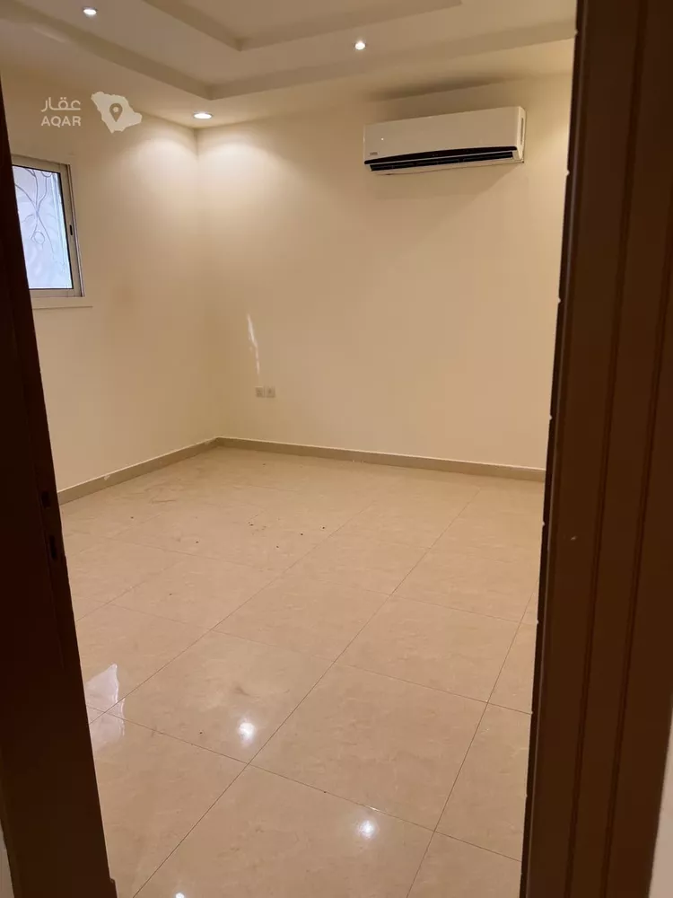 فيلا للبيع في شارع صخر بن عمر, حي السويدي, مدينة الرياض, منطقة الرياض 13