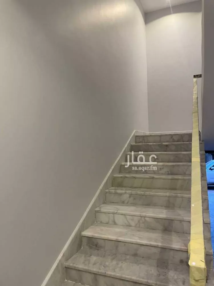 Floor for Sale in Riyadh Dhahrat Al Badi'ah صورة 2