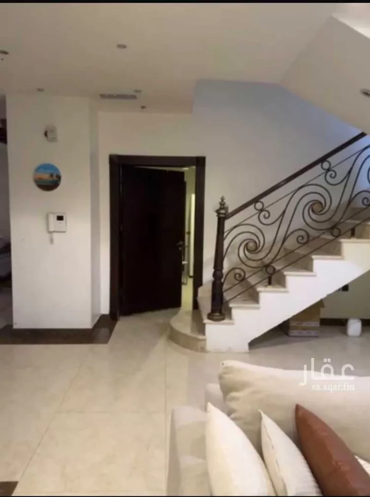 فيلا للبيع في شارع صخر بن عمر, حي السويدي, مدينة الرياض, منطقة الرياض صورة 4