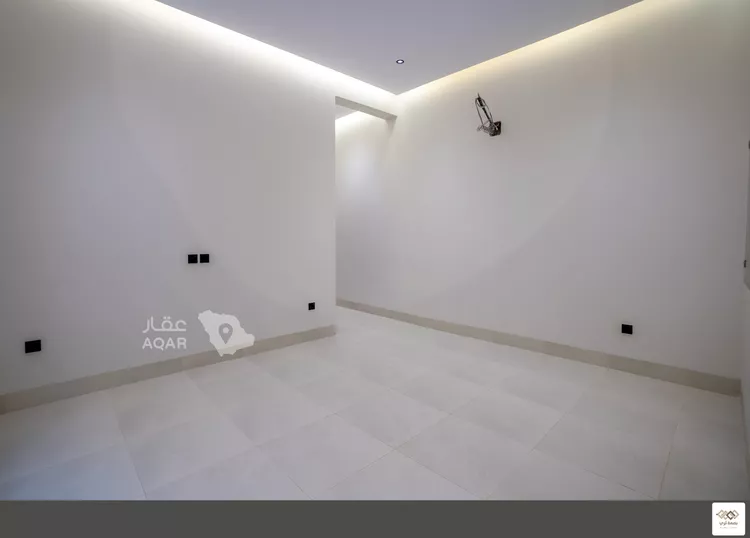 دور للبيع في شارع كعب بن زهير, حي شبرا, مدينة الرياض, منطقة الرياض 9