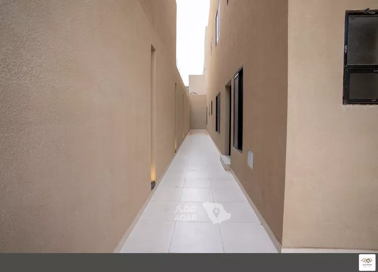 دور للبيع في شارع كعب بن زهير, حي شبرا, مدينة الرياض, منطقة الرياض صورة 5