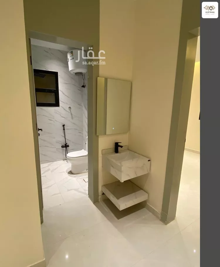 دور للبيع في شارع المعازل, حي الحزم, مدينة الرياض, منطقة الرياض 11