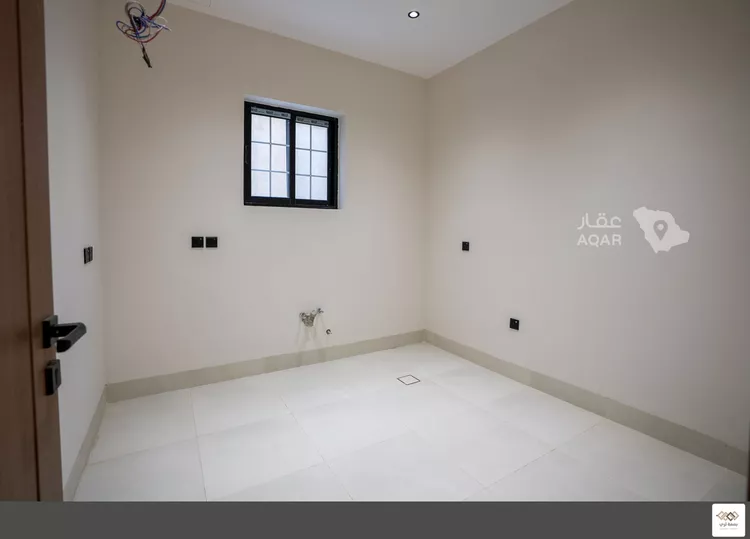 دور للبيع في شارع كعب بن زهير, حي شبرا, مدينة الرياض, منطقة الرياض 11