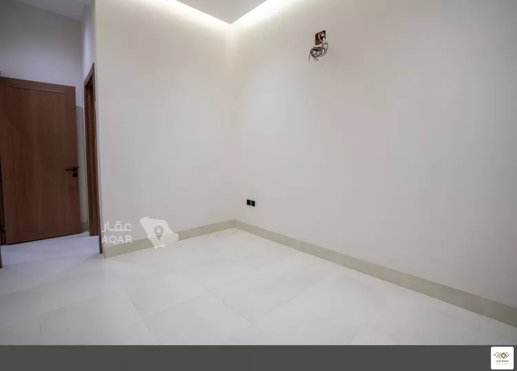 دور للبيع في شارع كعب بن زهير, حي شبرا, مدينة الرياض, منطقة الرياض 2