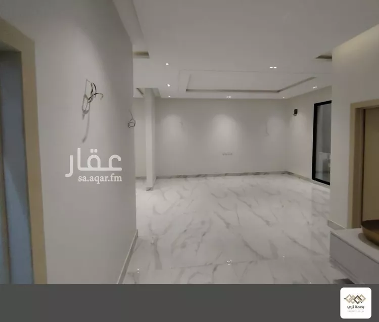 فيلا للبيع في شارع ابن مشرف, حي عكاظ, مدينة الرياض, منطقة الرياض 18